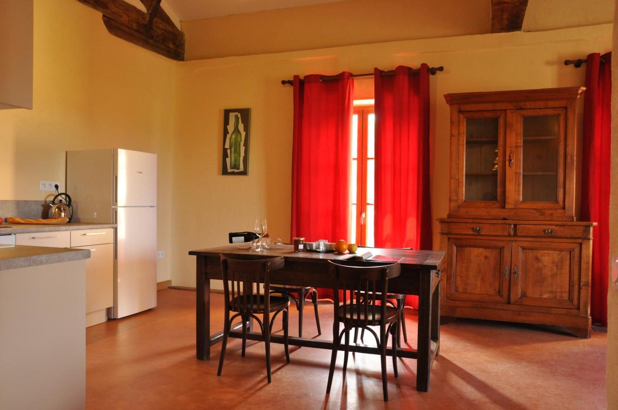 Vinauberge Poilhes 外观 照片
