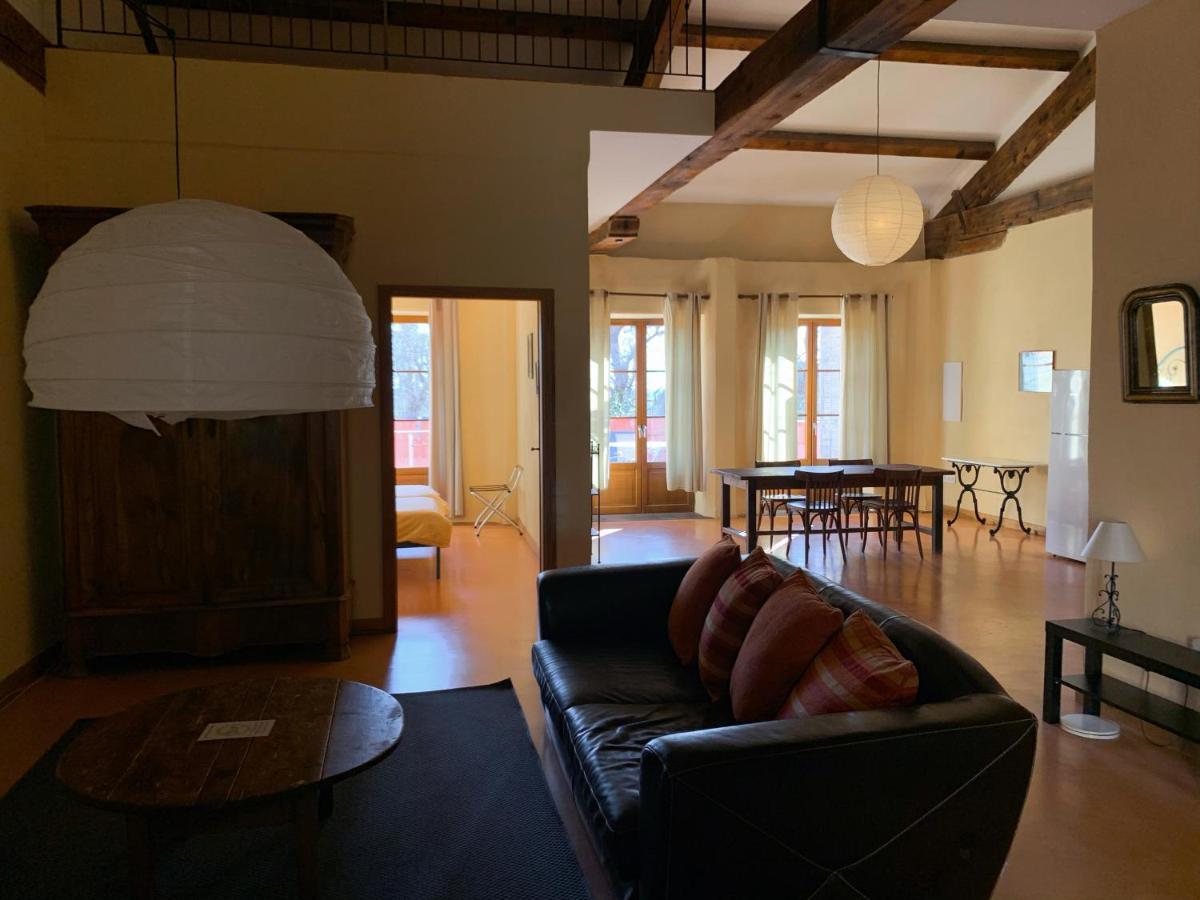Vinauberge Poilhes 外观 照片